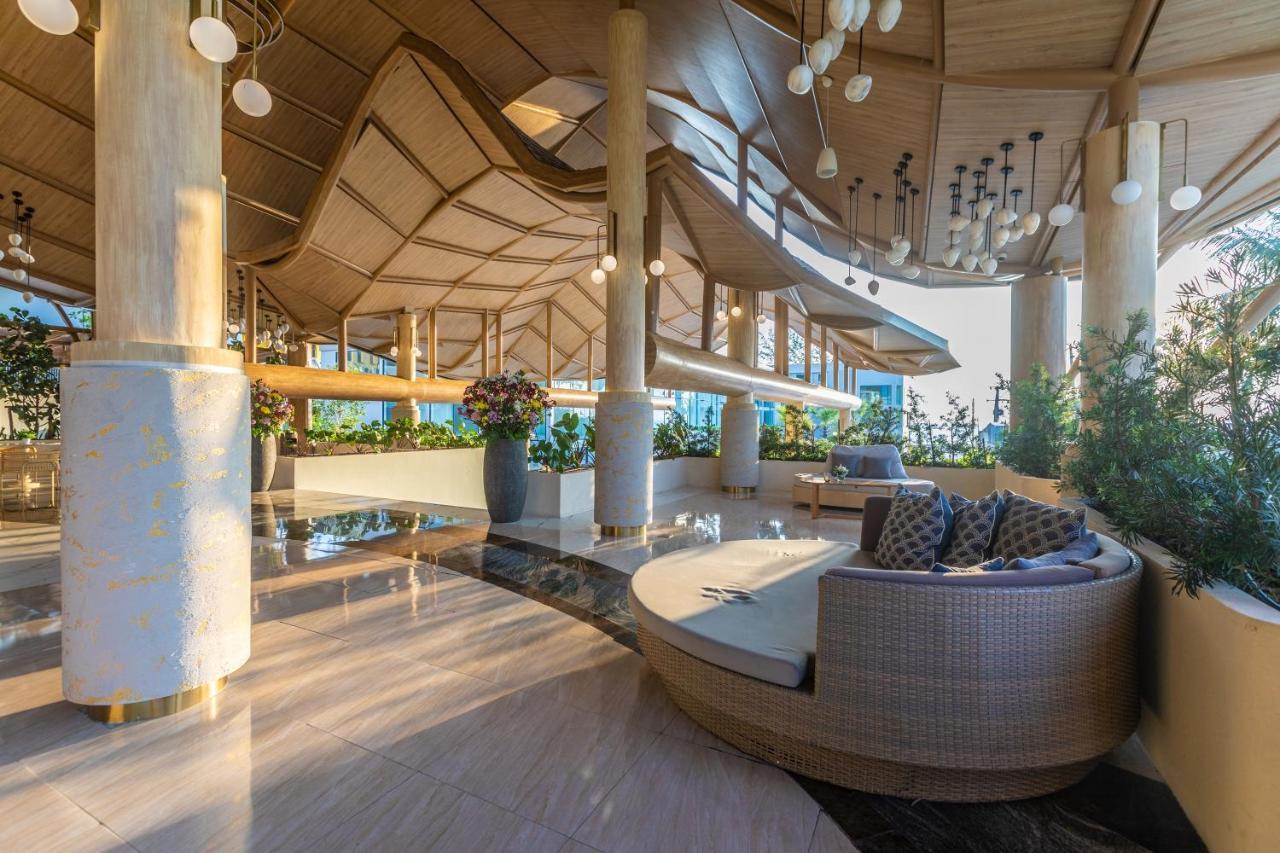 Phuket Emerald Beach Resort Karon Bagian luar foto