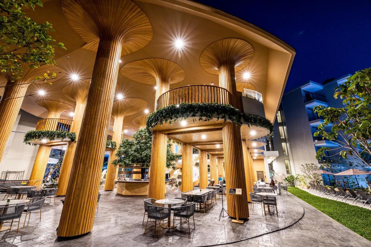 Phuket Emerald Beach Resort Karon Bagian luar foto